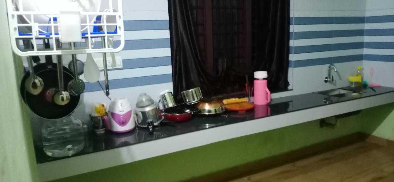 Empire Homestay Kalpetta Exterior photo